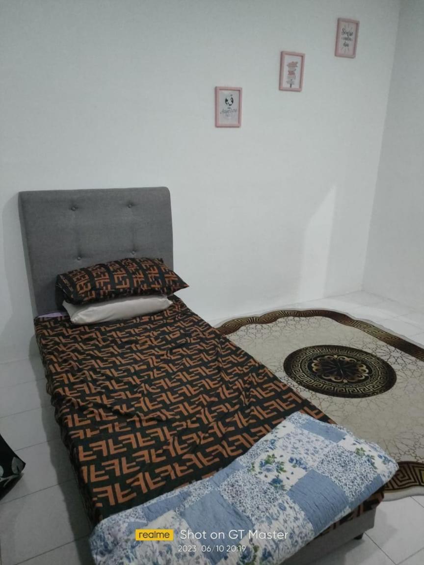 Naurah Homestay Sungai Petani Exteriör bild